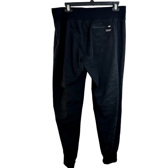 Lorna Jane Flashy Full Length Jogger Pant Womens Size Large Black Pixel Camo - Picture 1 of 9